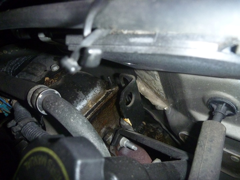 Illustration for article titled How To Replace a Valve Cover Gasket S10 2.2